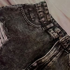 Cute black jean shorts for school / summer